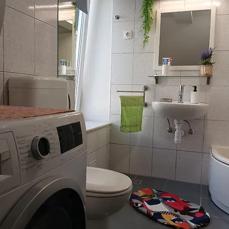 Funky Place, Near Center And Appartement