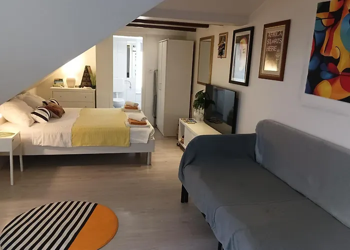 Funky Place, Near Center And Apartman