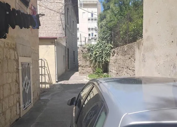 Funky Place, Near Center And Split